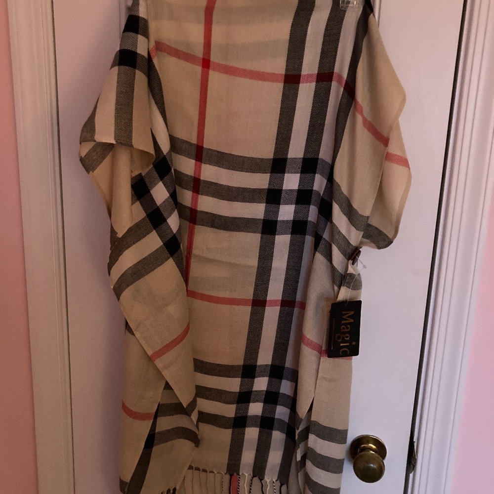 Poncho button scarf